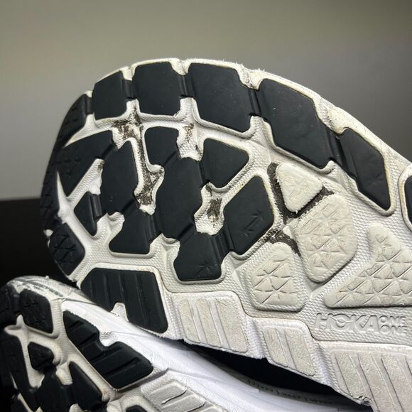 Hoka One One Arahi 6 Black White Running Shoes Men\'s Size 10D main image 5